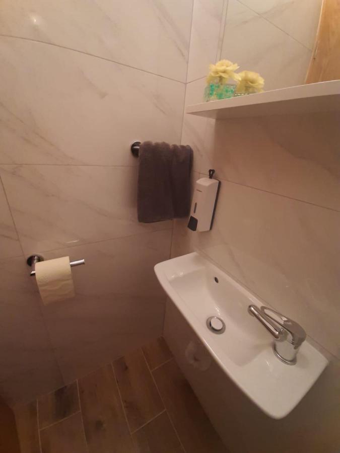 Cartolina Di Mare Apartment Podstrana Exterior photo
